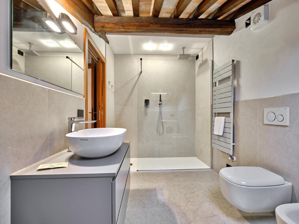 Apartmentsarena - Residenza Degli Scaligeri - Piazza Erbe 베로나 외부 사진