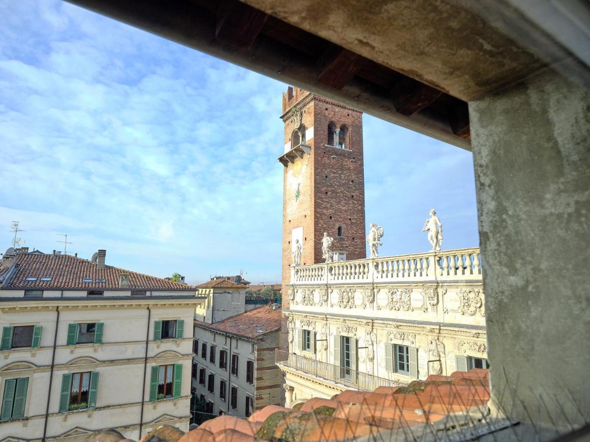 Apartmentsarena - Residenza Degli Scaligeri - Piazza Erbe 베로나 외부 사진