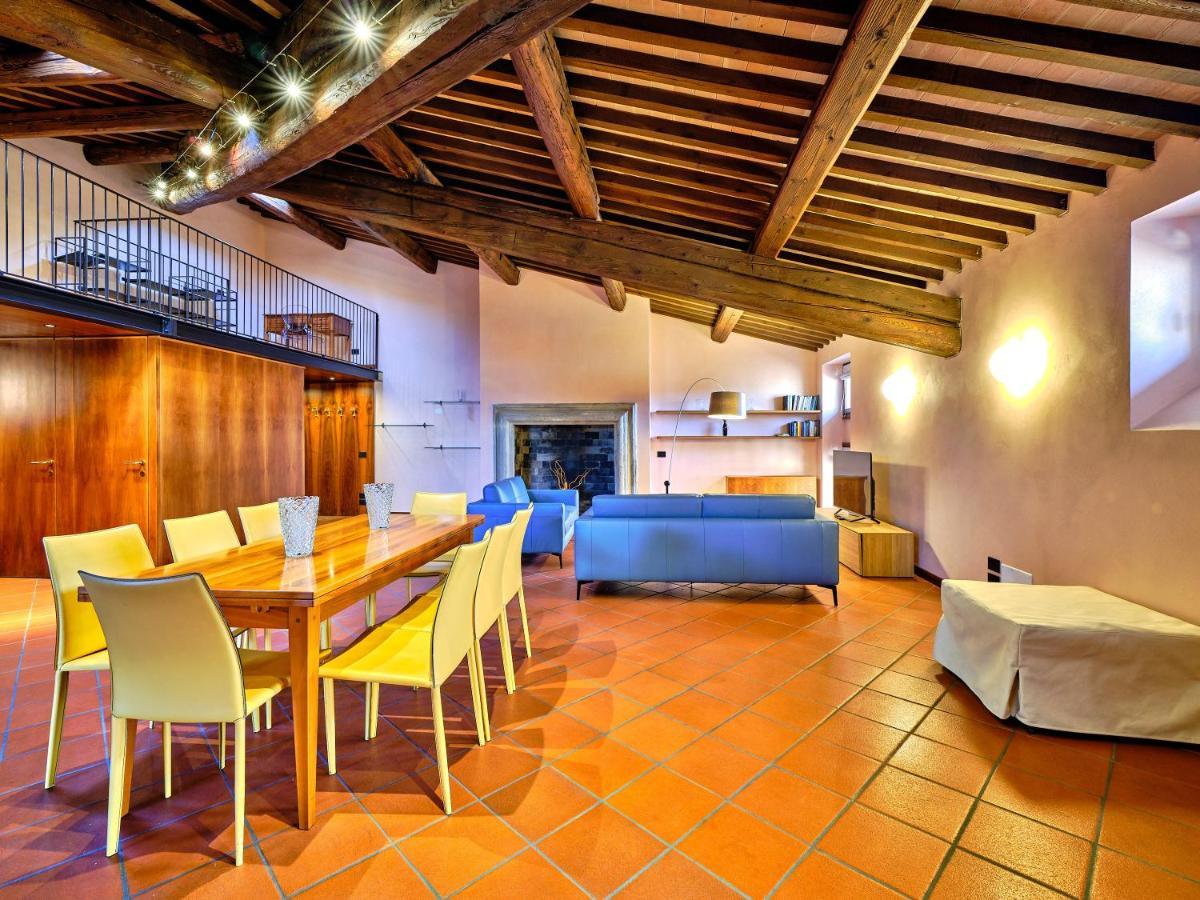 Apartmentsarena - Residenza Degli Scaligeri - Piazza Erbe 베로나 외부 사진