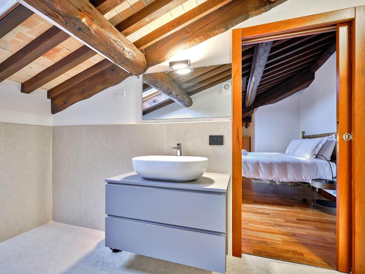 Apartmentsarena - Residenza Degli Scaligeri - Piazza Erbe 베로나 외부 사진