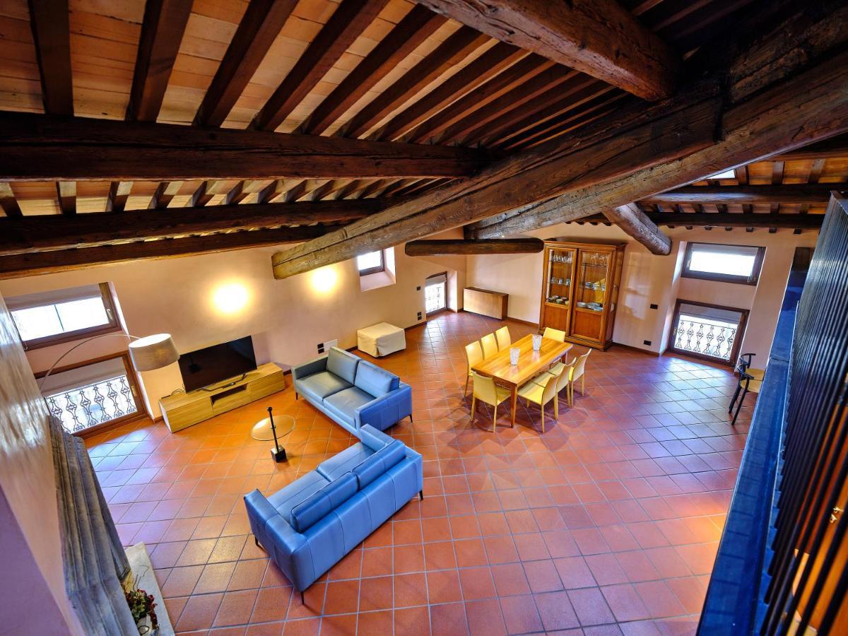 Apartmentsarena - Residenza Degli Scaligeri - Piazza Erbe 베로나 외부 사진